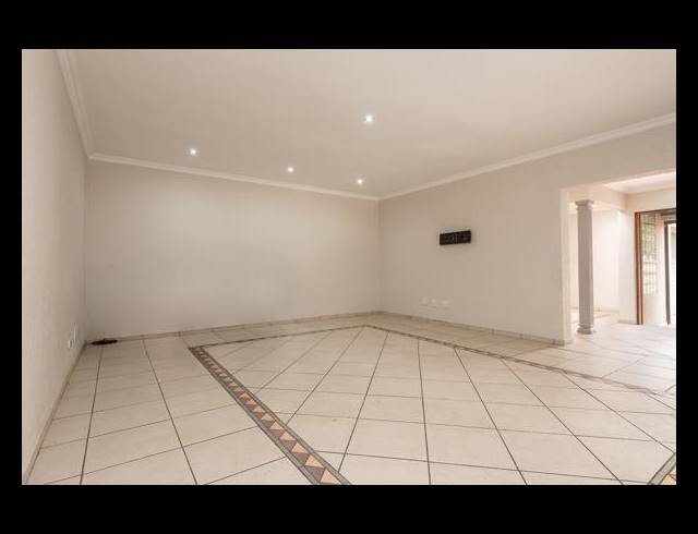 4 BEDROOM HOUSE FOR SALE IN BASSONIA